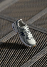 U740 UNISEX - Baskets basses - grey matter