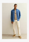 RELAXED FIT MID WASH - Chemise - bright blue