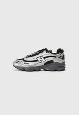 M1000 UNISEX - Baskets basses - silver metallic